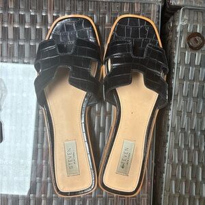 Seven7 Black and Tan Slide Sandals with H-Style Straps